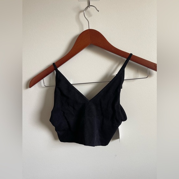 Aritzia Low-Back Bralette - Picture 1 of 3